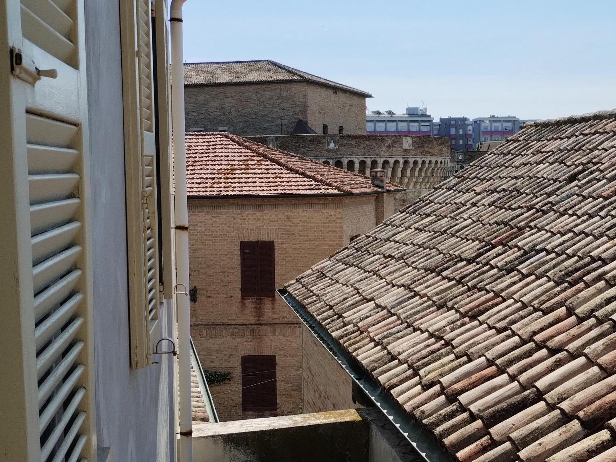 Palazzo Cavalletti - Appartamenti Nel Cuore Di Senigallia Zewnętrze zdjęcie